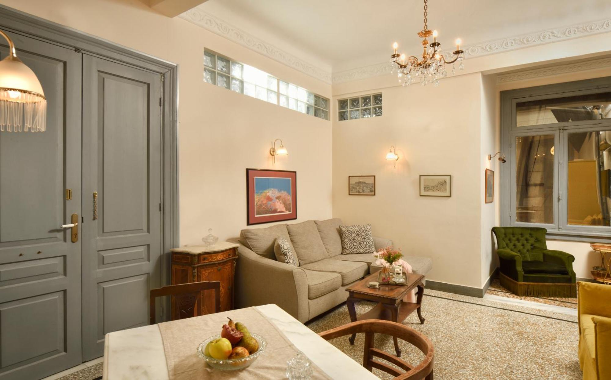Electra Deluxe Two-Bedroom Apartment