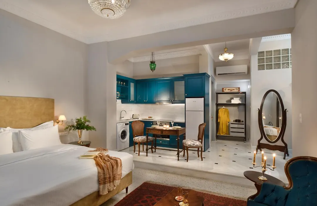 Athenian Vintage Apartments-1