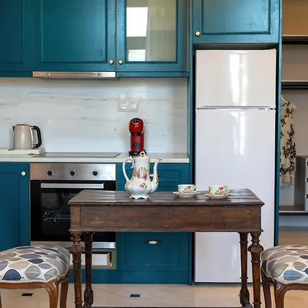 Athenian Vintage Apartments-2