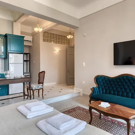 Athenian Vintage Apartments-3